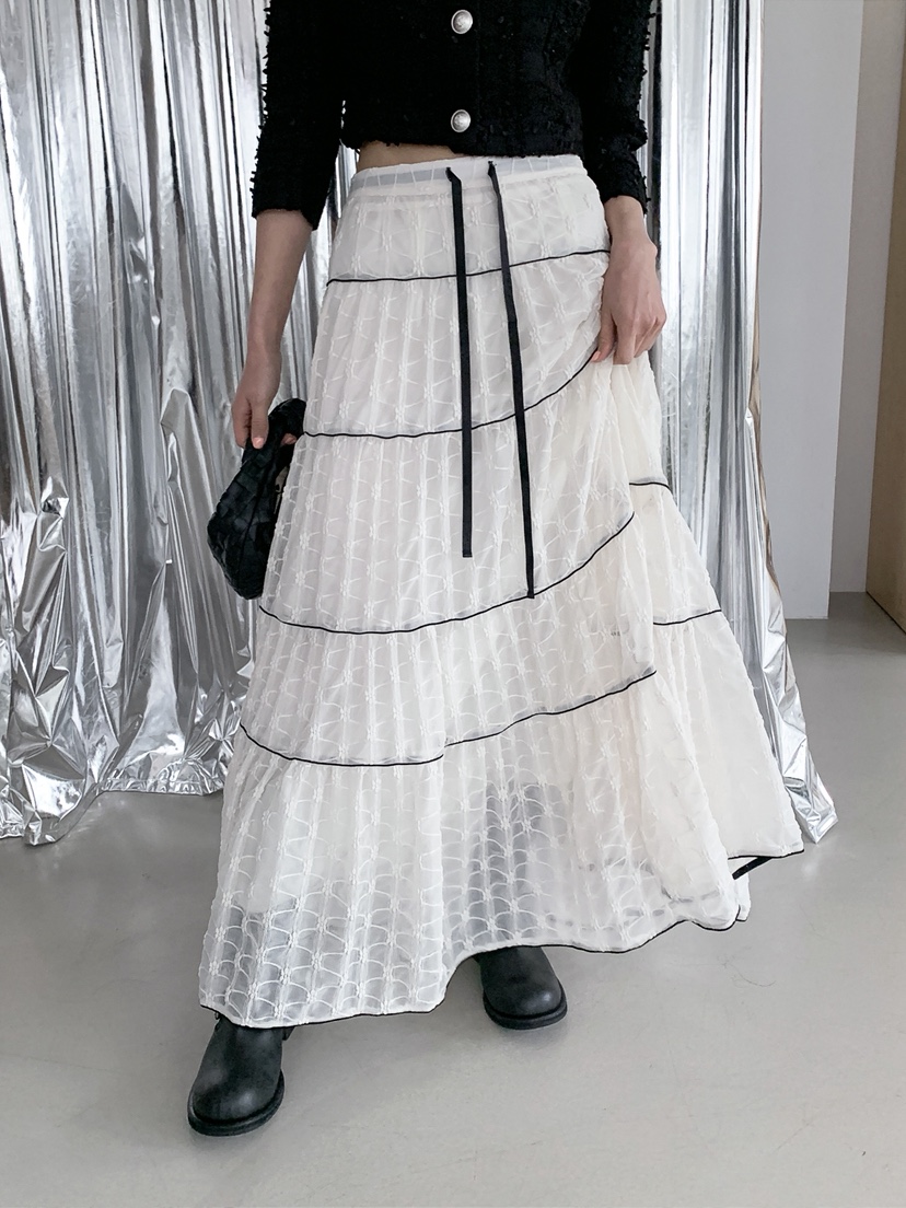 VERANDA韓國直郵女裝新品熱賣26春夏人氣職業時尚長裙蕾絲花VERANDA長裙