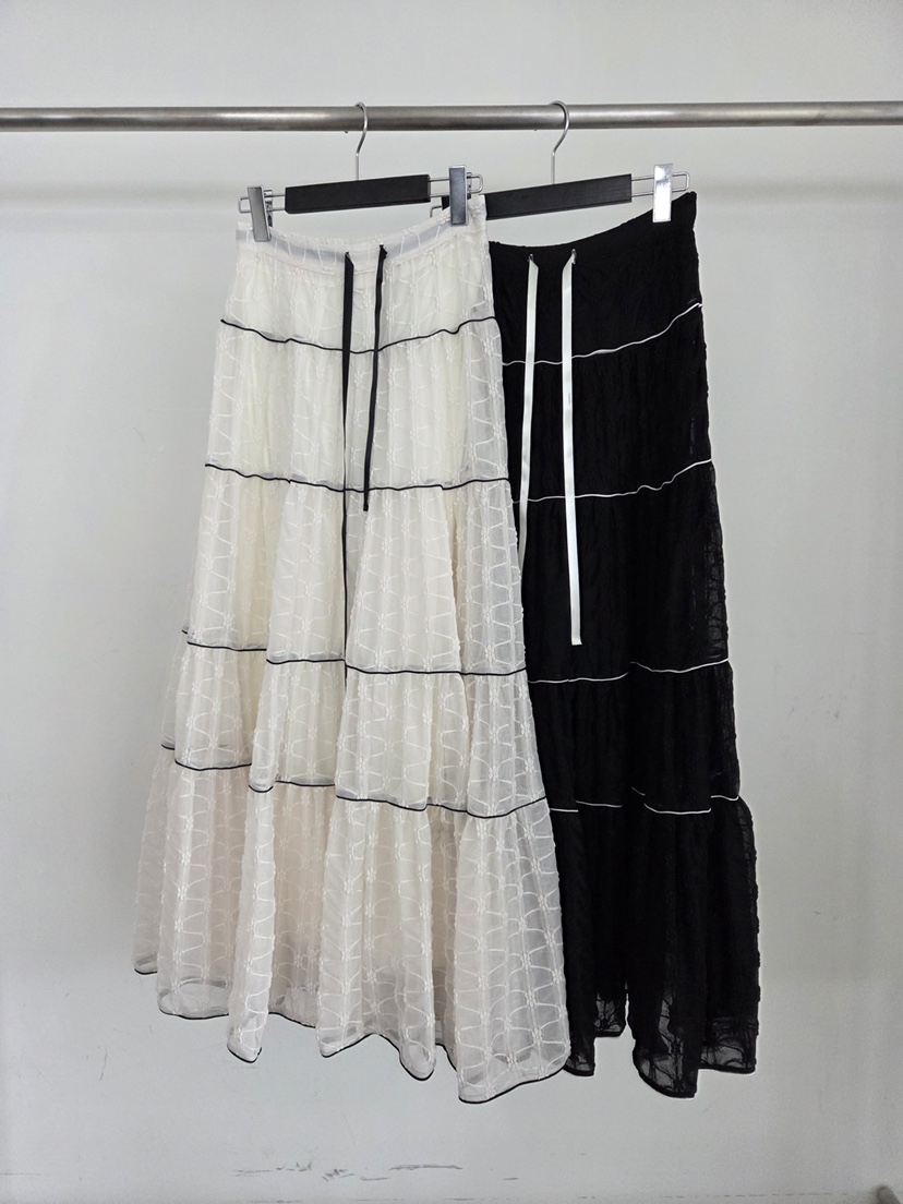 VERANDA韓國直郵女裝新品熱賣26春夏人氣職業時尚長裙蕾絲花VERANDA長裙