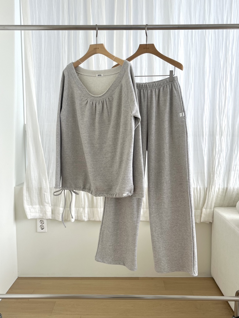 OP PER韓國東大門直郵女裝新款推薦時尚26春夏休閑褲條紋OPPER-simplebeige休閑褲