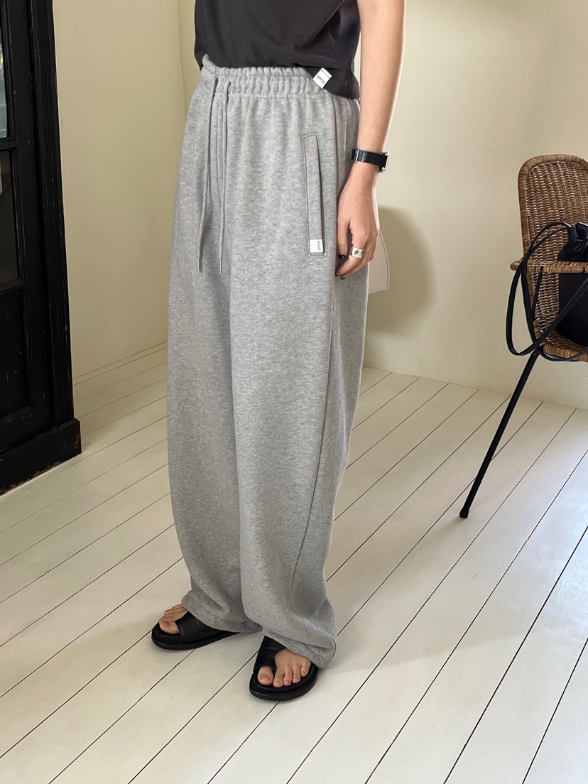 OP PER韓國東大門直郵女裝新款推薦時尚26春夏休閑褲條紋OPPER-simplebeige休閑褲