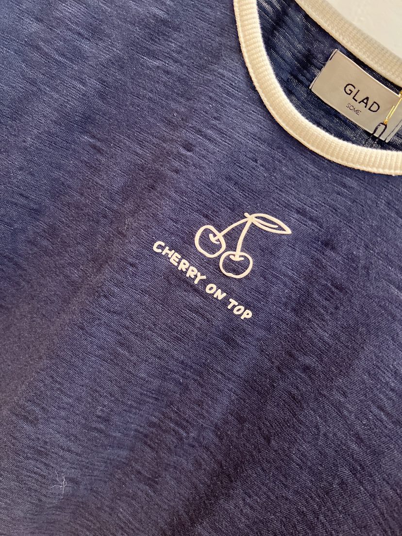 GLAD SOME韓國代購女裝新款人氣時尚熱賣推薦休閑職業T恤GLAD SOMET恤