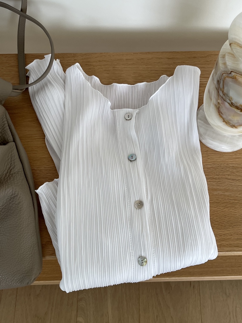 OP PER韓國東大門直郵女士新款職業推薦長袖T恤褶裥開衫OPPER-simplebeige長袖T恤