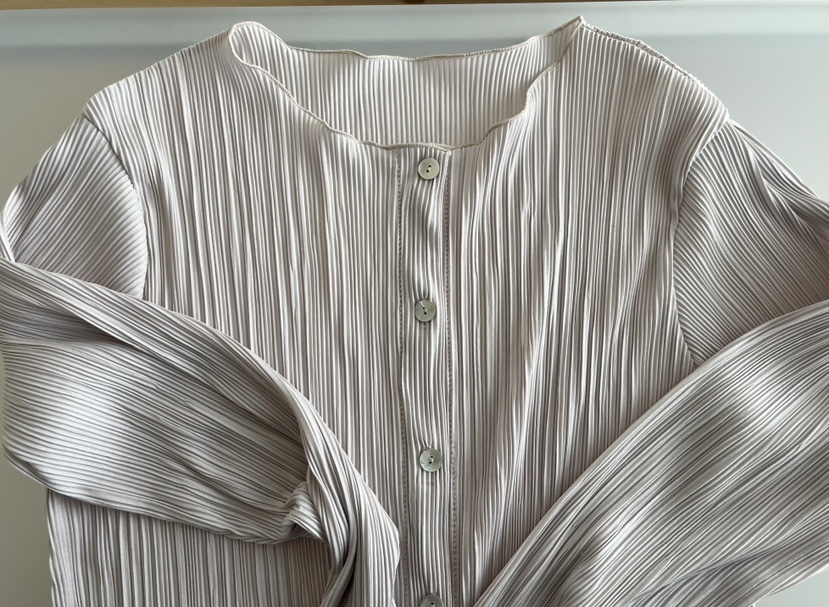 OP PER韓國東大門直郵女士新款職業推薦長袖T恤褶裥開衫OPPER-simplebeige長袖T恤