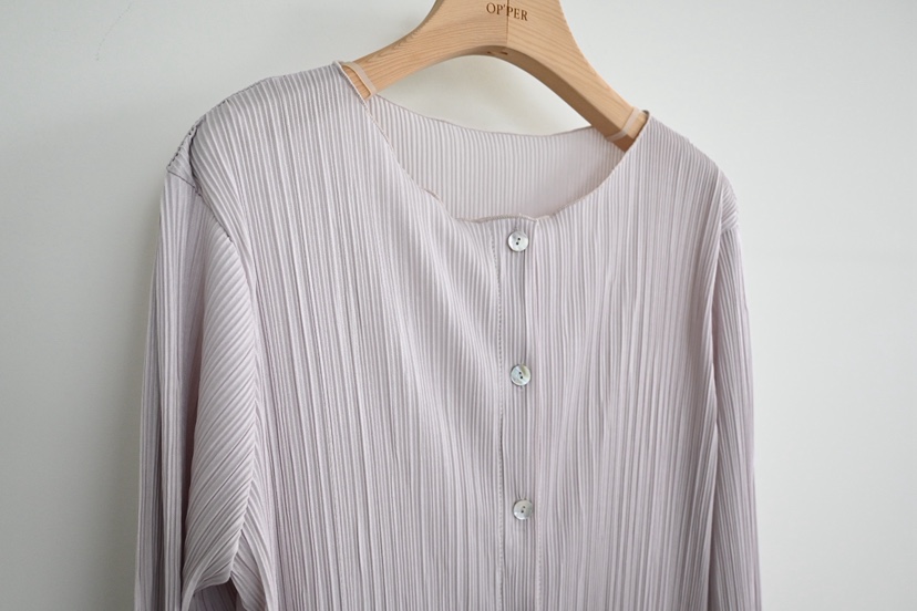 OP PER韓國東大門直郵女士新款職業推薦長袖T恤褶裥開衫OPPER-simplebeige長袖T恤