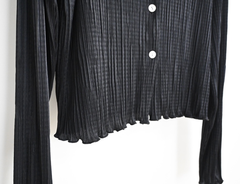 OP PER韓國東大門直郵女士新款職業推薦長袖T恤褶裥開衫OPPER-simplebeige長袖T恤