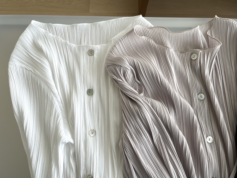 OP PER韓國東大門直郵女士新款職業推薦長袖T恤褶裥開衫OPPER-simplebeige長袖T恤