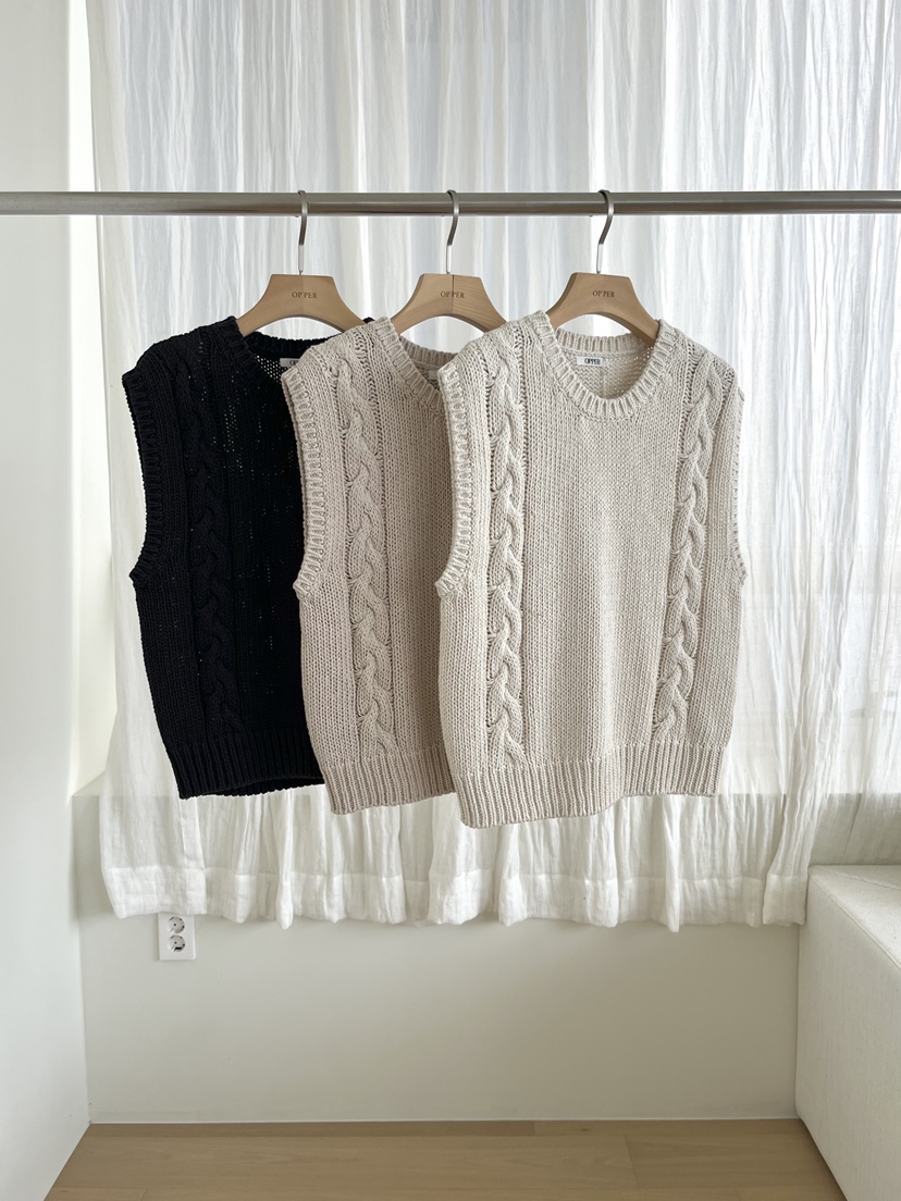 OP PER韓國代購女裝新款26春夏時尚職業推薦休閑吊帶背心OPPER-simplebeige吊帶/背心