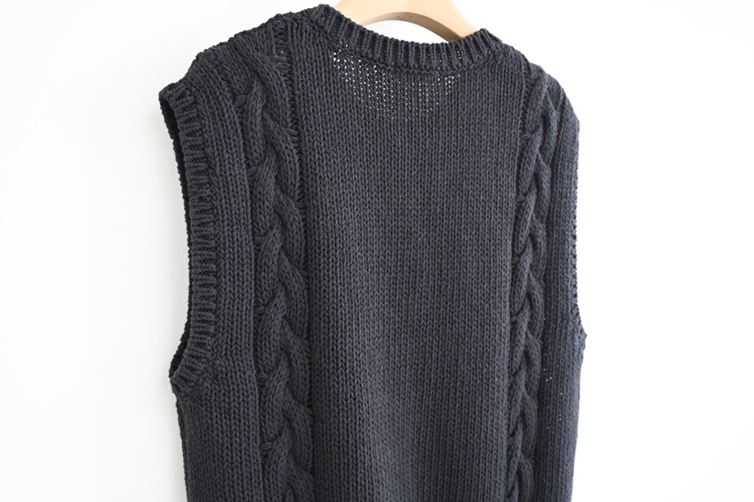 OP PER韓國代購女裝新款26春夏時尚職業推薦休閑吊帶背心OPPER-simplebeige吊帶/背心