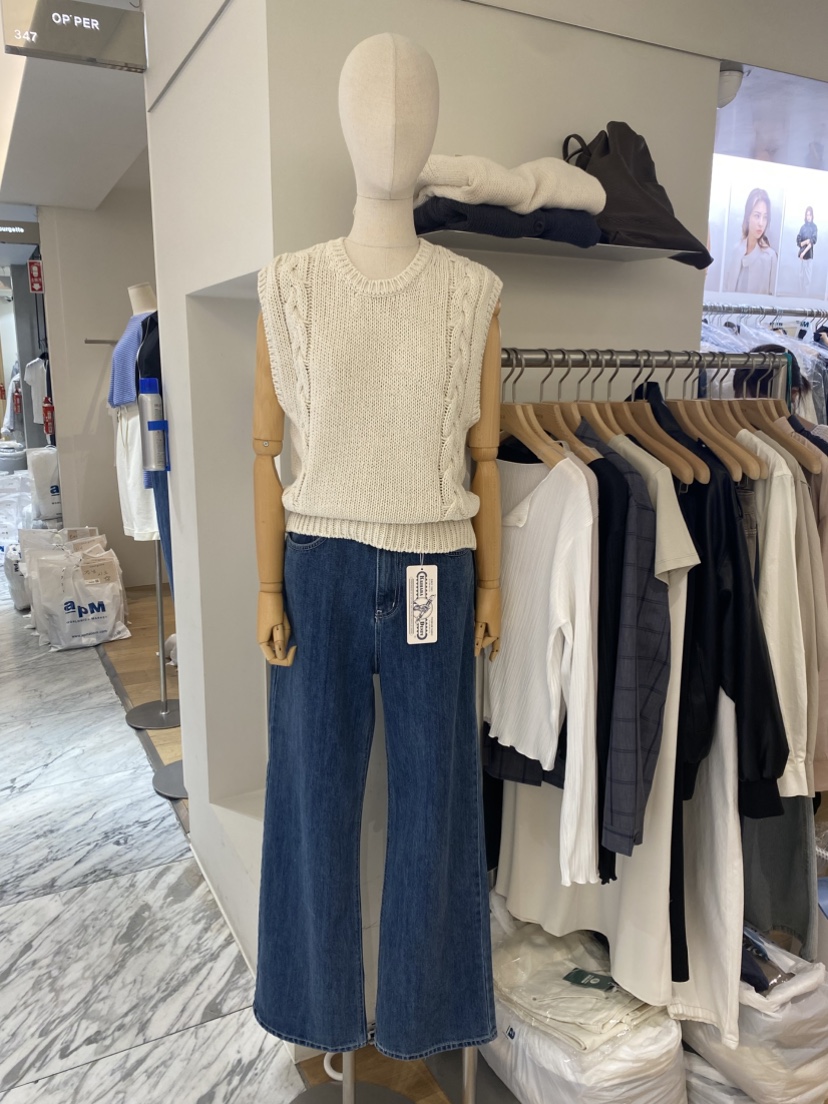 OP PER韓國代購女裝新款26春夏時尚職業推薦休閑吊帶背心OPPER-simplebeige吊帶/背心