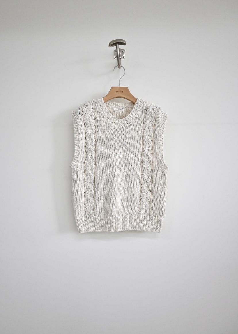 OP PER韓國代購女裝新款26春夏時尚職業推薦休閑吊帶背心OPPER-simplebeige吊帶/背心圖色1