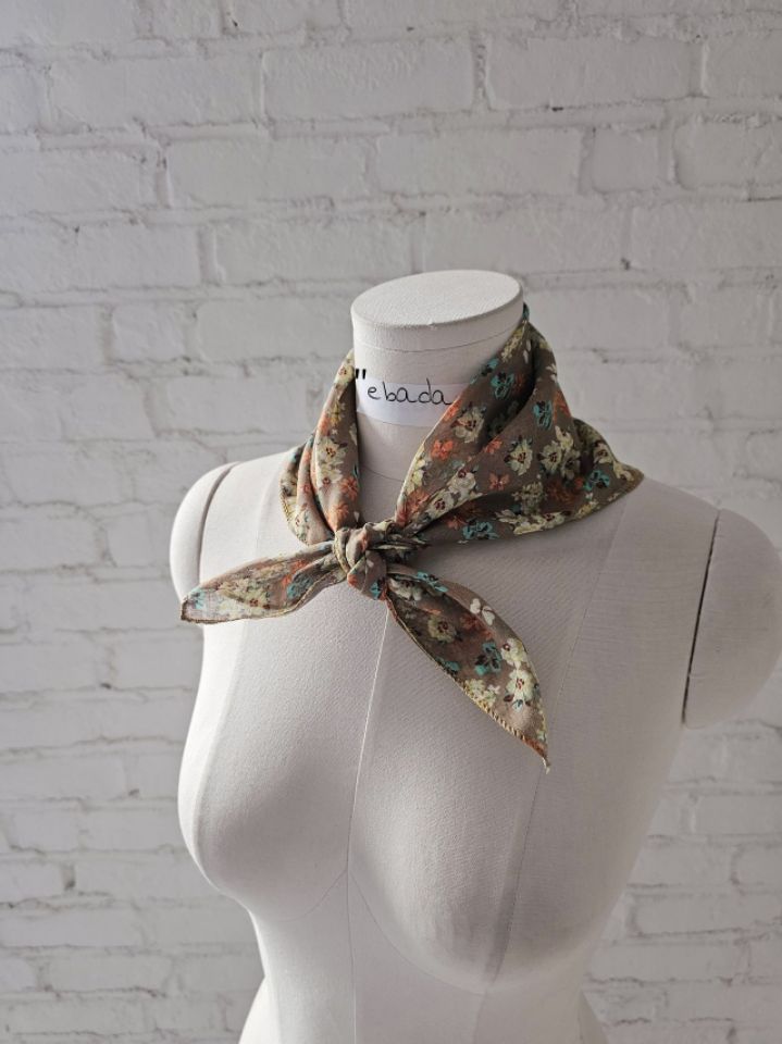 EBADA韓國直郵實拍女士新款休閑時尚26春夏職業圍巾披肩棉絨EBADA圍巾/披肩圖色1