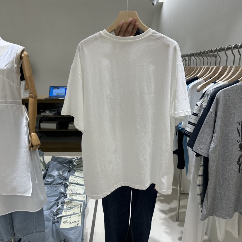 A WANT韓國直郵女士新款休閑職業熱賣時尚26春夏推薦T恤A WANTT恤