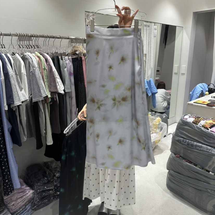 COMBO韓國代購女裝新品時尚職業26春夏推薦休閑人氣熱賣長裙COM_BO長裙圖色1