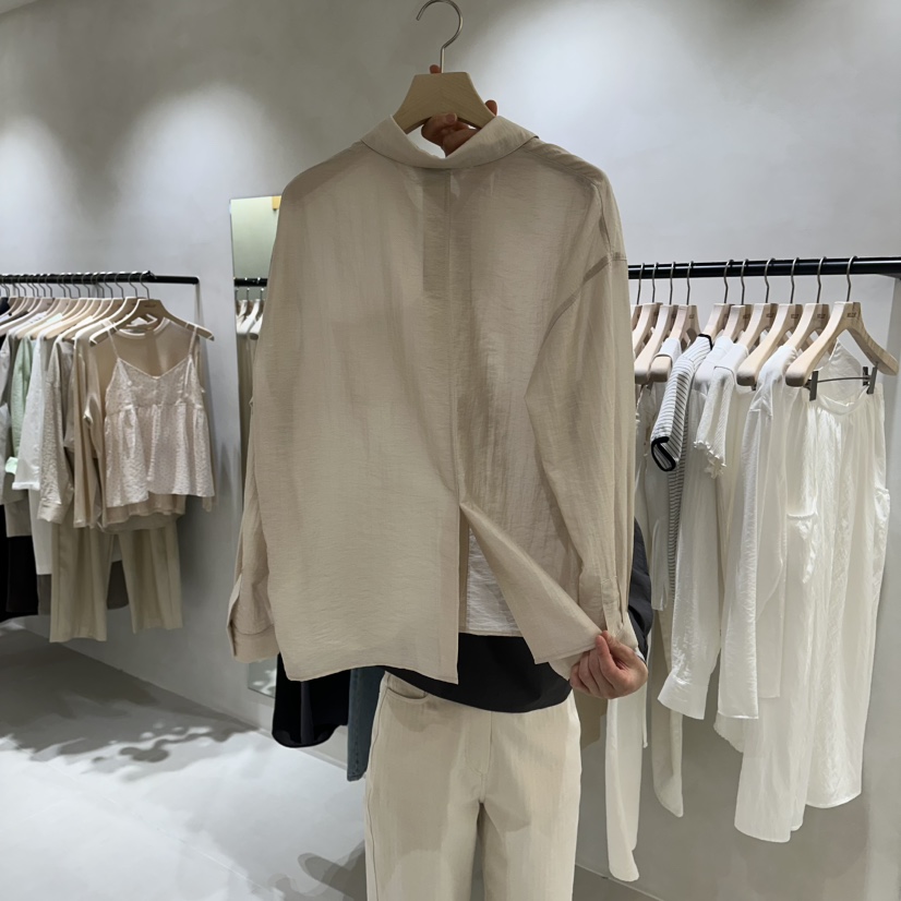 MILLIF韓國直郵實拍女士新款人氣推薦職業襯衫蕾絲衫開衩MILLIF襯衫/蕾絲衫