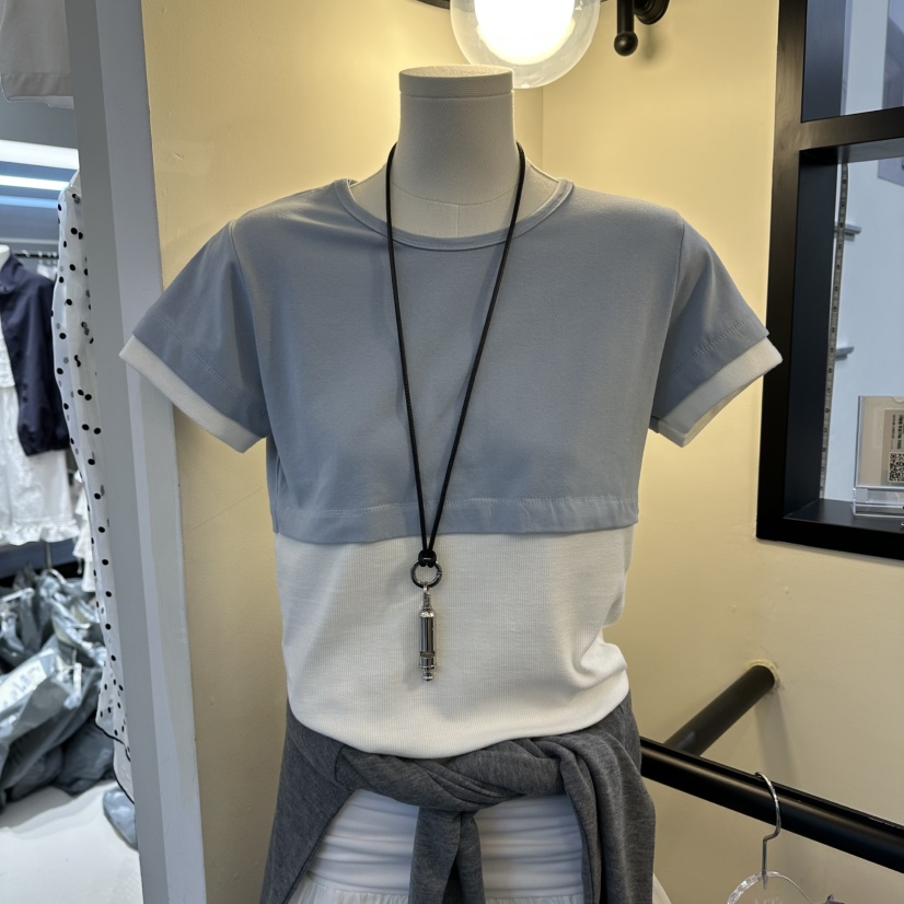 ARR韓國直郵實拍女裝新品熱賣人氣職業T恤不含項鏈假兩件ARRT恤圖色1