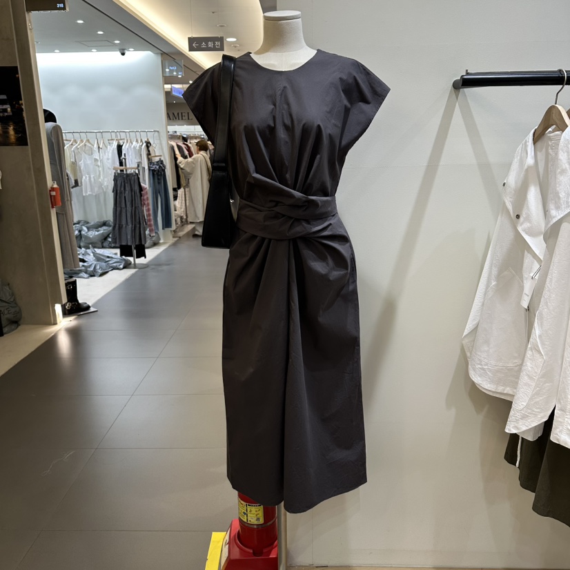 WINSOME韓國直郵實拍女裝新款26春夏職業時尚熱賣人氣連衣裙WINSOME連衣裙圖色2