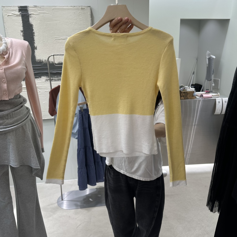 PART3韓國直郵實拍女裝新品時尚休閑針織衫短款針織假兩件Part.3針織衫