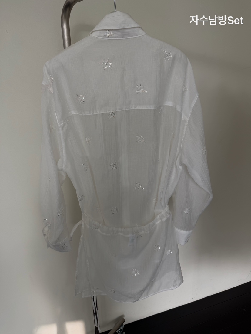 BENE韓國直郵女裝新款26春夏時尚熱賣休閑襯衫蕾絲衫刺繡BENE襯衫/蕾絲衫