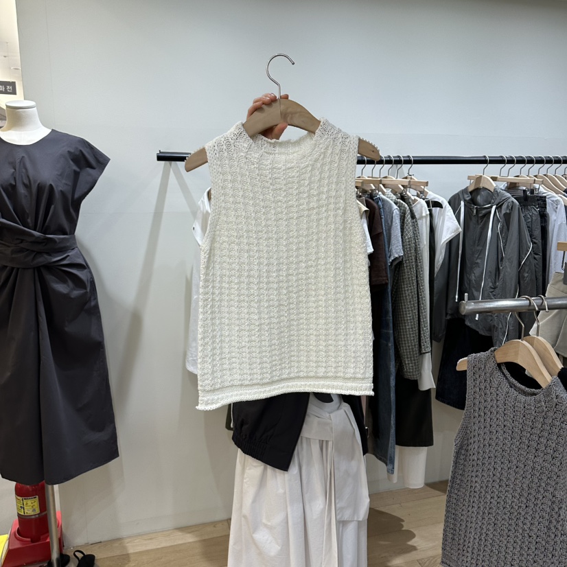 WINSOME韓國東大門代購女裝新品職業人氣時尚熱賣吊帶背心WINSOME吊帶/背心圖色1