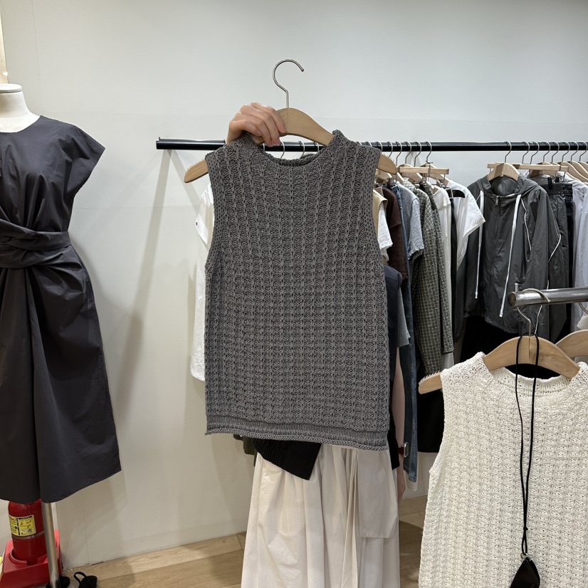 WINSOME韓國東大門代購女裝新品職業人氣時尚熱賣吊帶背心WINSOME吊帶/背心圖色2