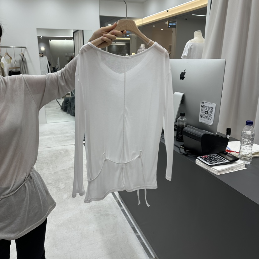 THE VALUE韓國代購女裝新品熱賣職業人氣26春夏時尚長袖T恤THE VALUE長袖T恤