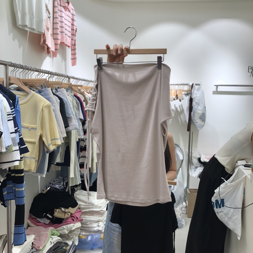 BY BOMI韓國東大門直郵女裝新品推薦人氣休閑熱賣職業T恤BY BOMIT恤圖色2