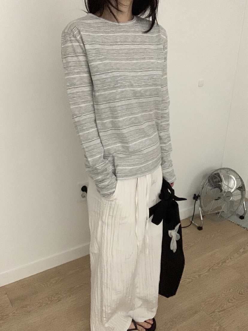 PLANTS ON GRAY韓國東大門直郵女裝新款時尚職業長袖T恤PLANTS ON GRAY長袖T恤