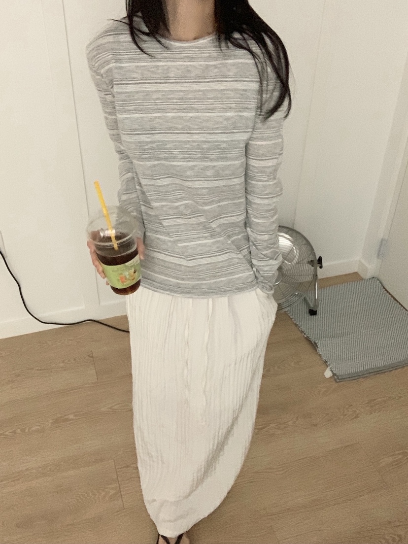 PLANTS ON GRAY韓國東大門直郵女裝新款時尚職業長袖T恤PLANTS ON GRAY長袖T恤