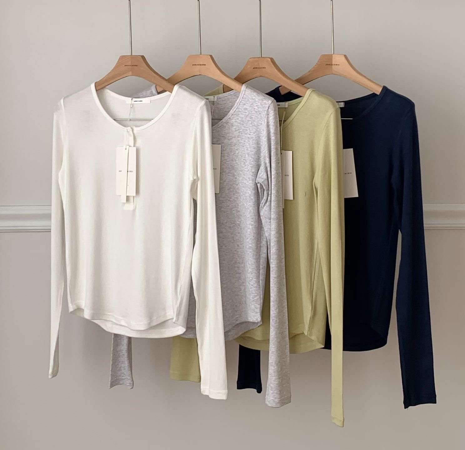 TONEOF/ARRICCHISI韓國直郵女士新品時尚長袖T恤不含內搭OHEN長袖T恤圖色2左二色