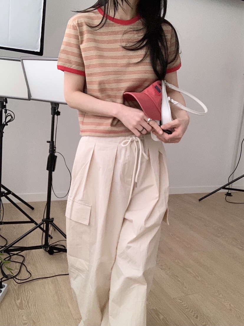 PLANTS ON GRAY韓國直郵實拍女裝新品推薦熱賣26春夏T恤PLANTS ON GRAYT恤