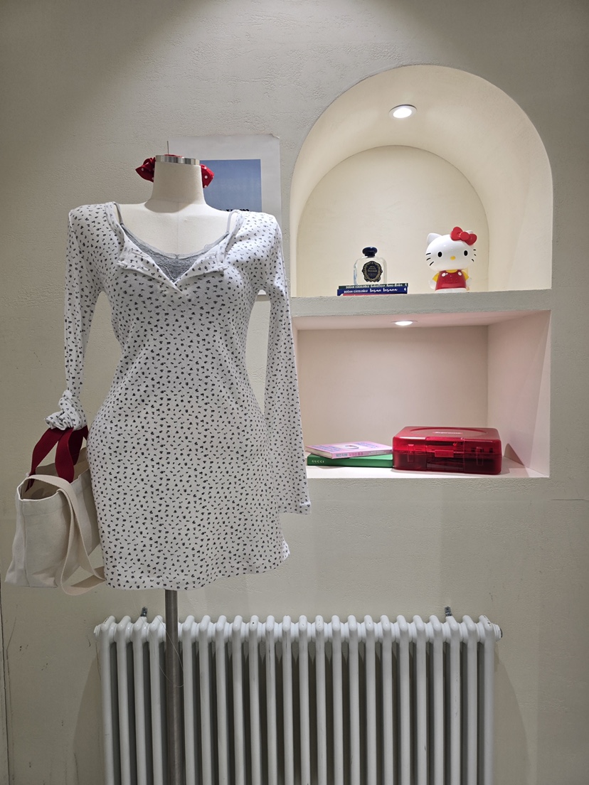 LIKEVAM韓國直郵實拍女裝新款時尚休閑熱賣26春夏職業連衣裙LIKEVAM連衣裙