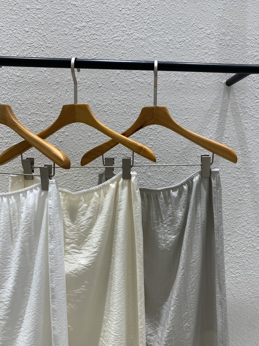 LUCY SALON韓國直郵實拍女士新款時尚推薦休閑人氣熱賣長裙LUCY SALON長裙