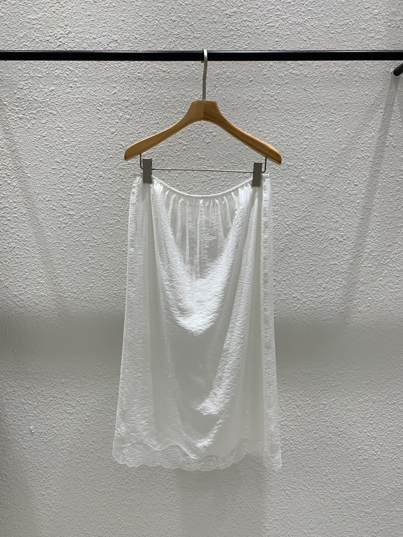 LUCY SALON韓國直郵實拍女士新款時尚推薦休閑人氣熱賣長裙LUCY SALON長裙圖色2