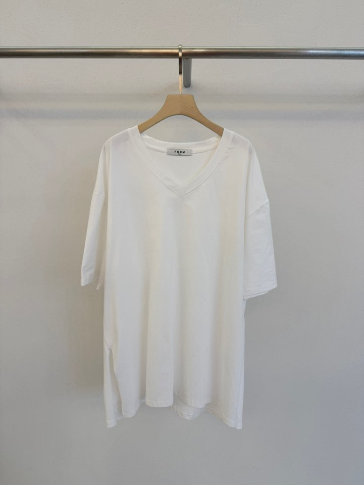 FORM韓國東大門代購女士新品推薦26春夏休閑人氣時尚T恤V領FORMT恤圖色1