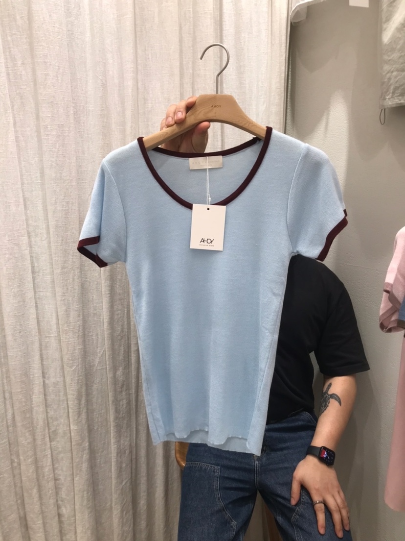 AHOY韓國直郵女裝新款熱賣人氣休閑推薦時尚26春夏職業T恤AHOYT恤圖色2