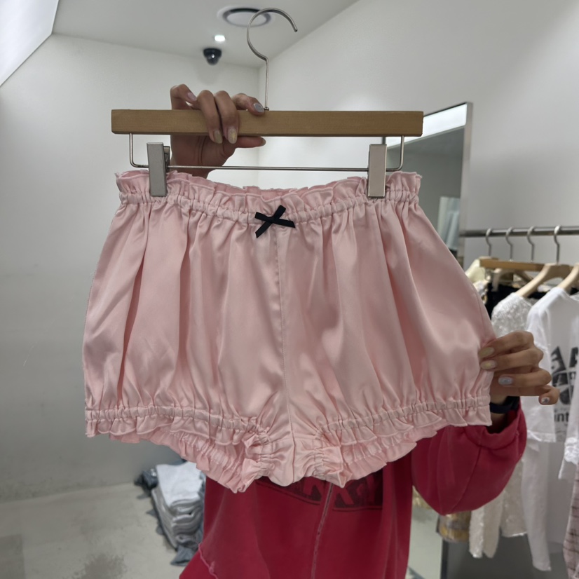 REPELLER韓國直郵女士新品人氣26春夏休閑短褲荷葉邊緞面REPELLER短褲圖色1