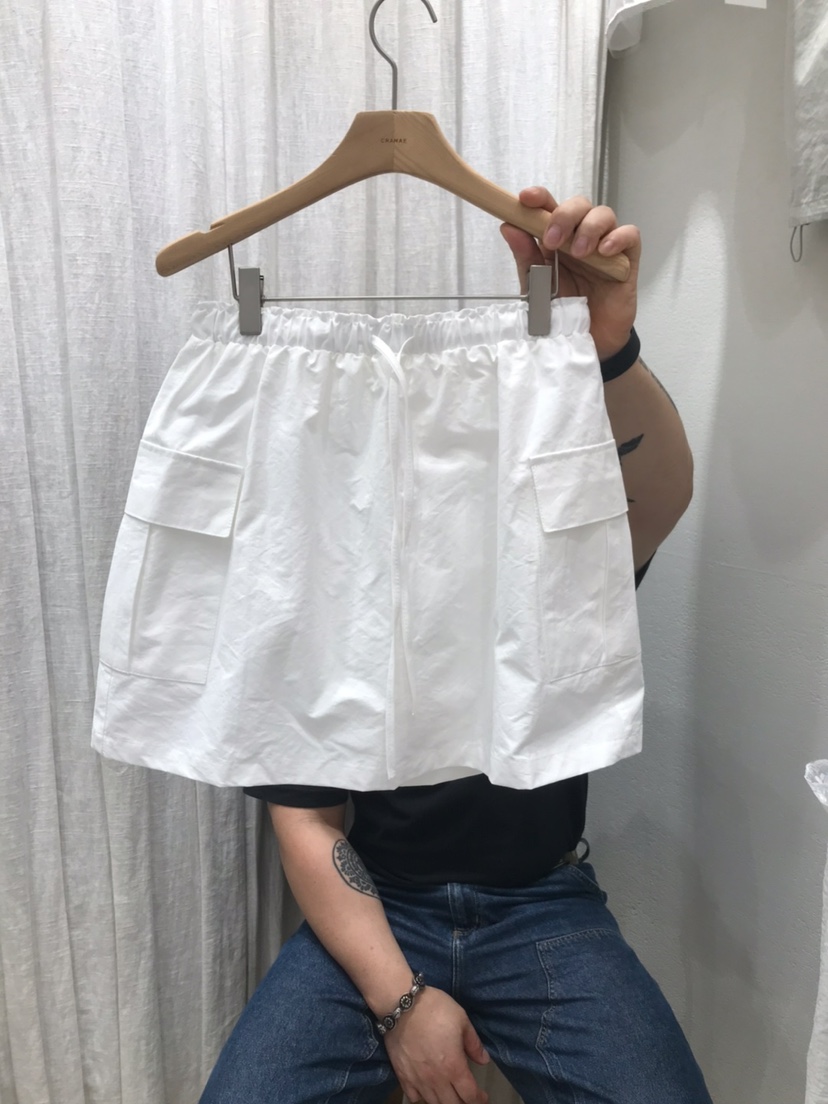 AHOY韓國直郵女士新款推薦人氣時尚熱賣休閑職業26春夏短裙AHOY短裙圖色1