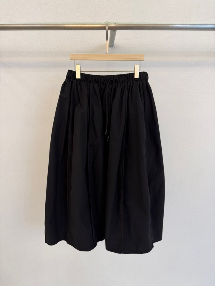 FORM韓國直郵女裝新款職業熱賣26春夏人氣推薦時尚休閑長裙FORM長裙圖色2