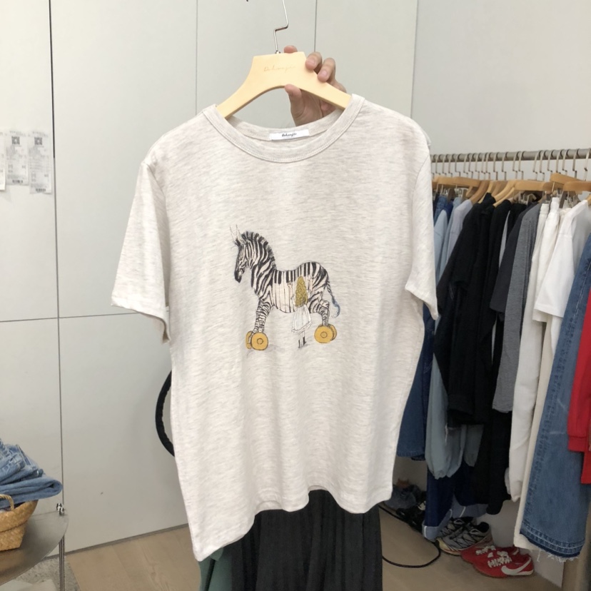 DOHWAJI韓國直郵實拍女裝新品人氣休閑職業26春夏推薦T恤DOHWAJIT恤圖色1