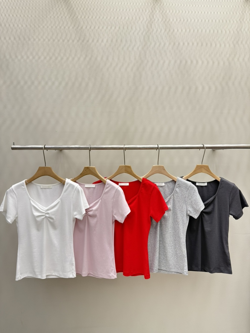 EOOB/LAMEREI韓國東大門直郵女裝新款人氣26春夏T恤褶皺EOOB/LAMEREIT恤