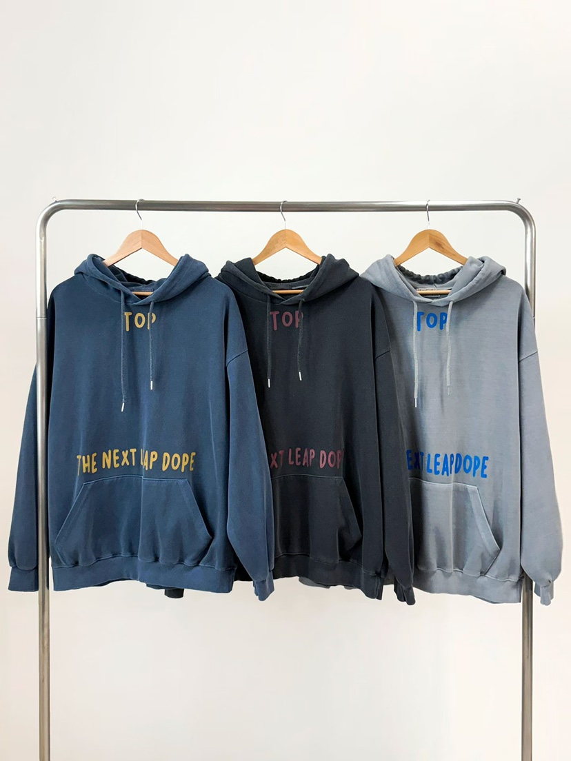 KIRIN韓國直郵女裝新款熱賣休閑時尚人氣推薦衛衣男女同款KIRIN衛衣圖色2左二色