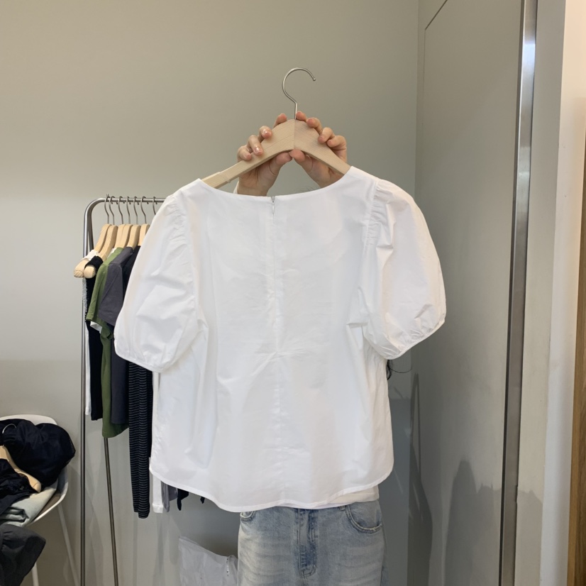 OUTRENE韓國直郵實拍女士新品熱賣26春夏休閑時尚襯衫蕾絲衫OUTRENE襯衫/蕾絲衫