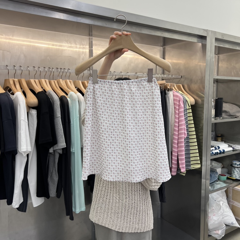 ESSENCE韓國代購女士新品熱賣26春夏推薦職業半身裙中短裙ESSENCE半身裙/中短裙圖色1