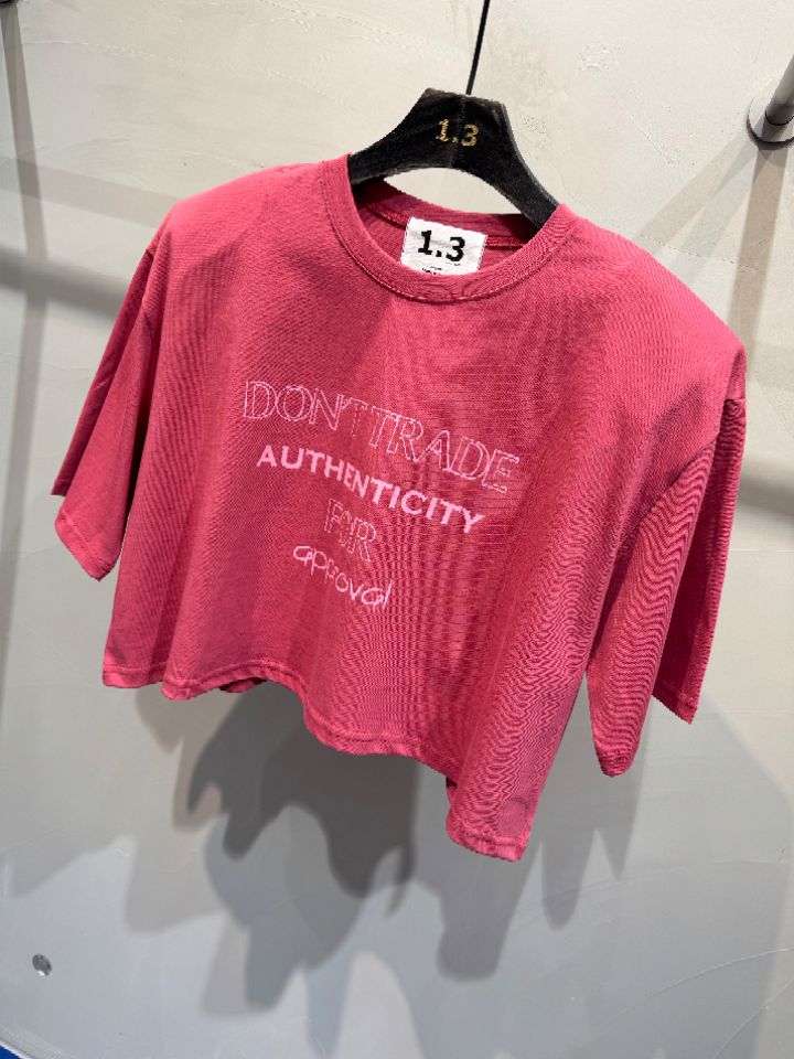 1.3東大門直郵女士新款熱賣休閑職業時尚真品人氣26春夏T恤1.3T恤