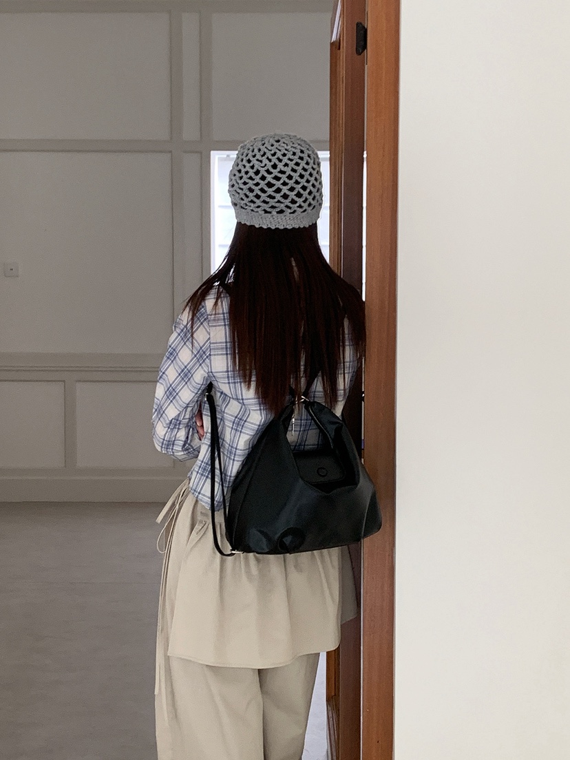 POSH BLUE東大門實拍女士新品26春夏職業單肩斜跨包復古POSH BLUE單肩/斜跨包