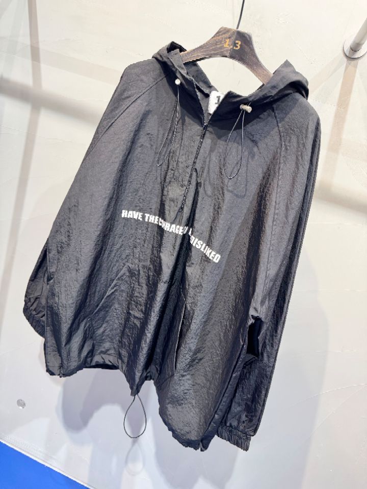 1.3韓國代購女裝新款真品職業休閑人氣推薦時尚26春夏衛衣1.3衛衣