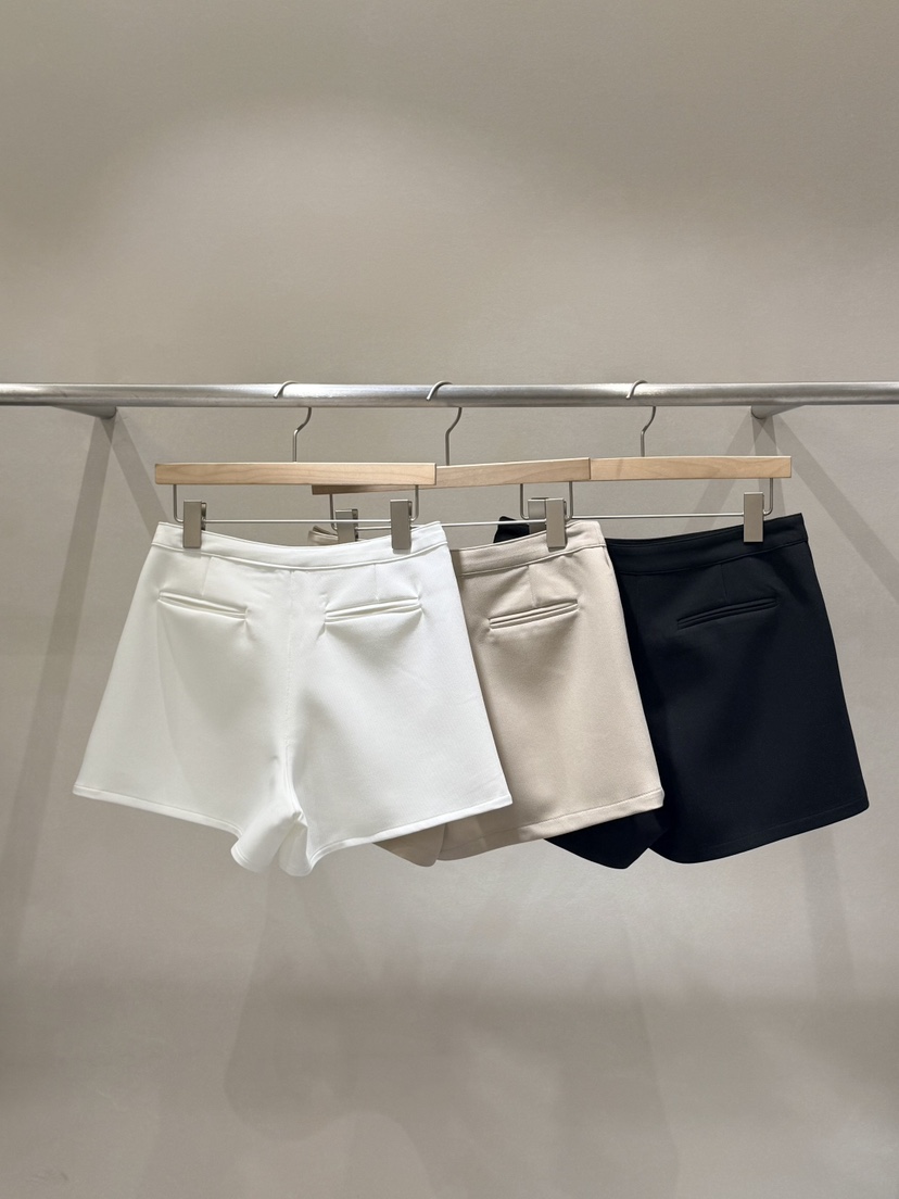 LAVIEU東大門直郵女裝新品人氣推薦職業26春夏時尚真品短褲LAVIEU短褲