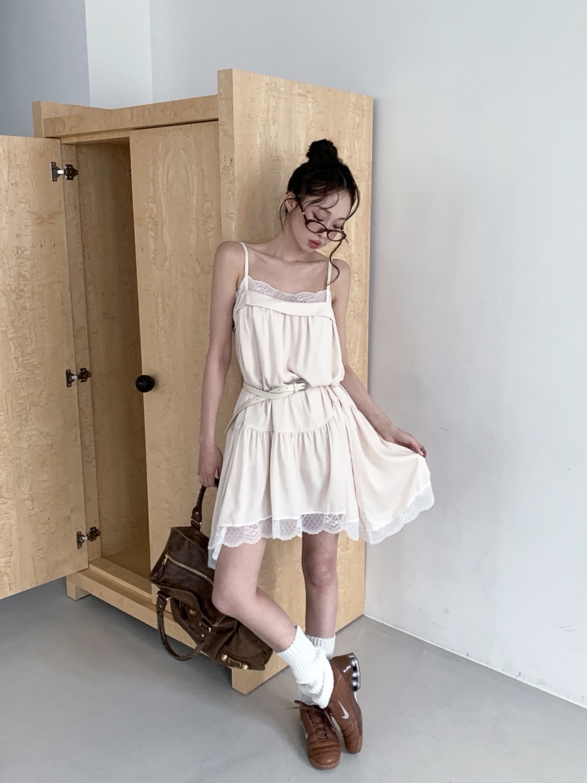 VERANDA韓國代購女士新品26春夏時尚推薦真品連衣裙蕾絲褶皺VERANDA連衣裙