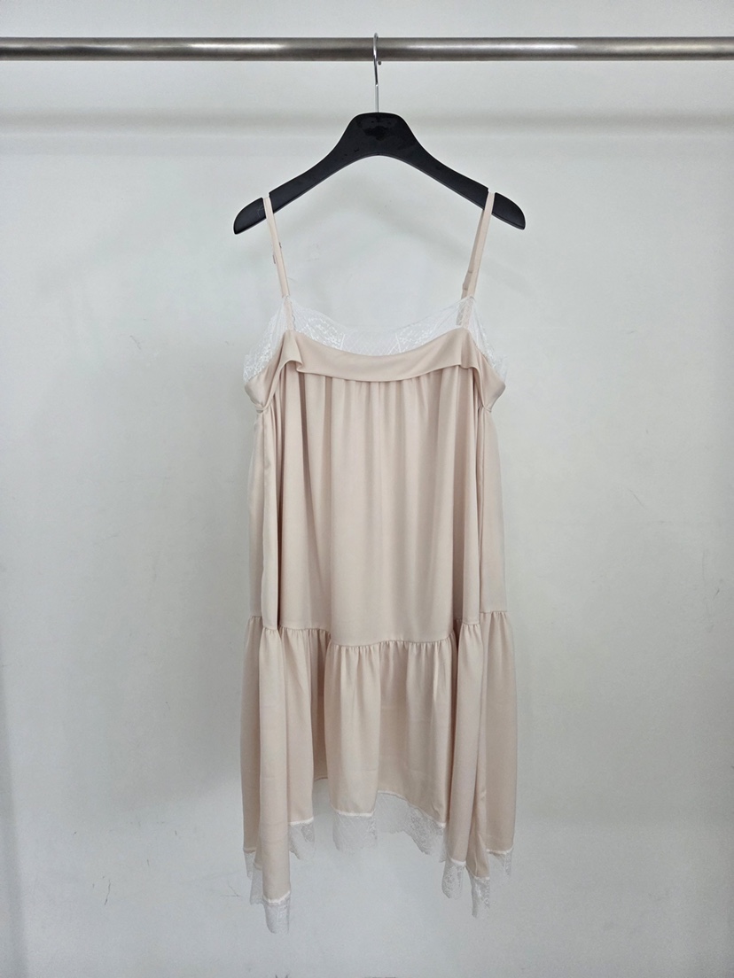 VERANDA韓國代購女士新品26春夏時尚推薦真品連衣裙蕾絲褶皺VERANDA連衣裙圖色1