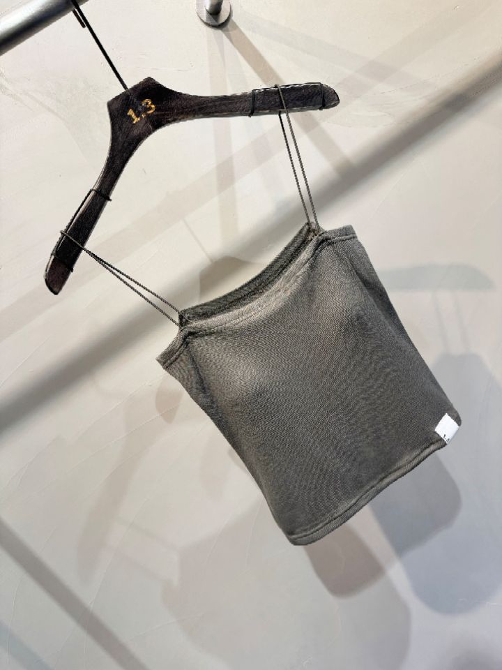 1.3韓國直郵女裝新品人氣熱賣職業休閑時尚推薦吊帶背心1.3吊帶/背心